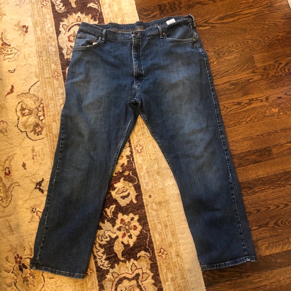 Wrangler Relaxed Fit Men’s Jeans